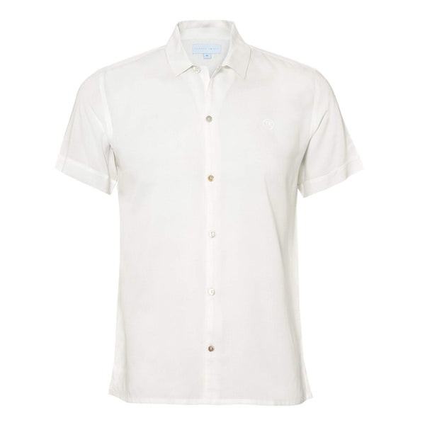 Plain' mens shirt in a smart white colour. Style this shirt with matching 'Black' shorts for both kids and adults.